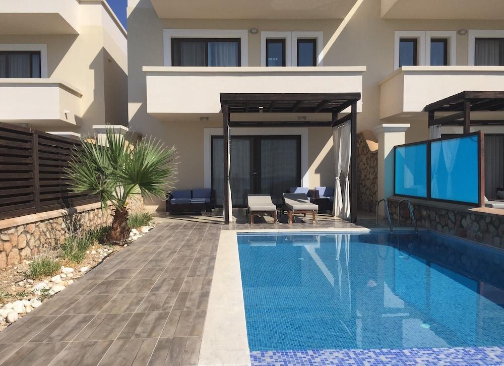 Al Mare Villas คิโอตาริ ภายนอก รูปภาพ