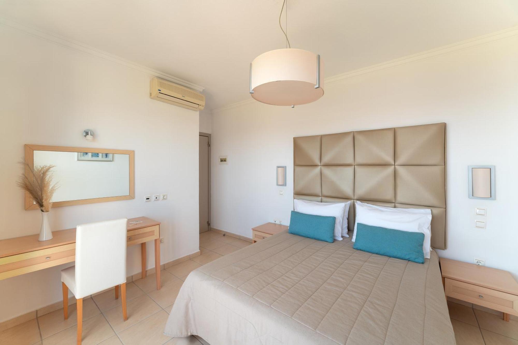 Al Mare Villas คิโอตาริ ภายนอก รูปภาพ